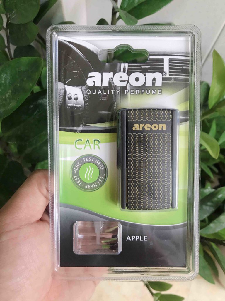 Nước hoa kẹp cửa gió ô tô hương táo – Areon Apple Car Lux